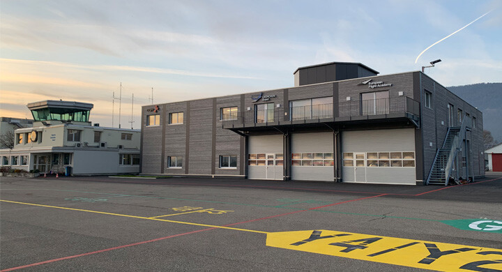 Ausbildungsbasis Rega, Schulungsräumen Lufthansa Aviation Training, Betriebsfeuerwehr und Werkhof Airport Grenchen